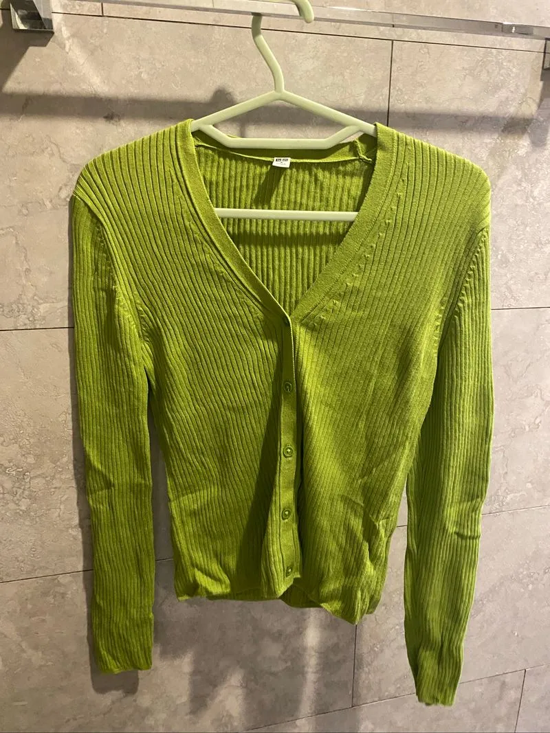 UNI QLO ORI CARDIGAN IJO photo 1