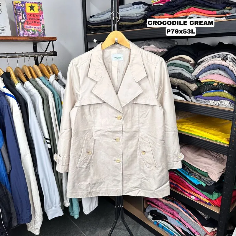 Crocodile Cream Outer Jacket photo 1