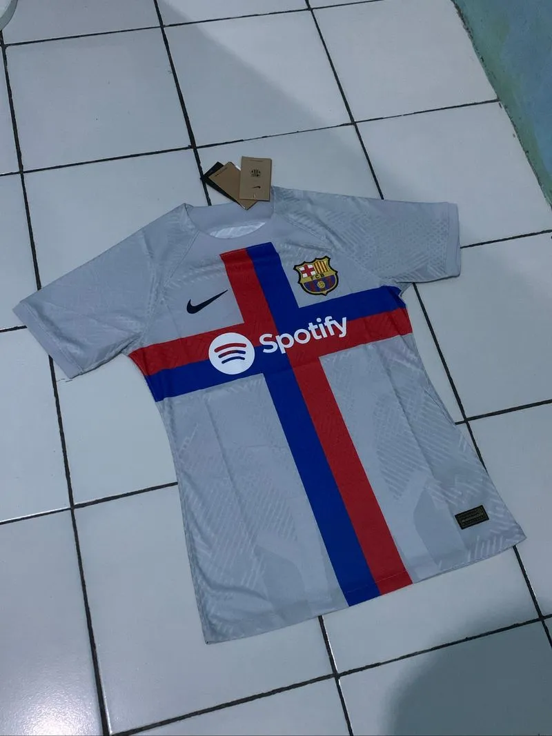 Barcelona Third 22/23 Player issue photo 1