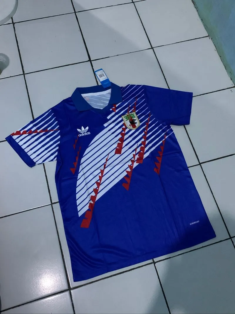 Japan Home 92/93 photo 1