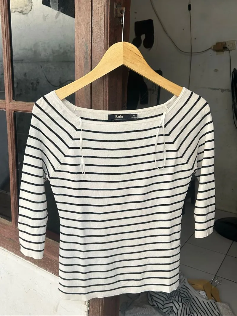 Long sleeve / one shoulder/ Ofshoulder/tshirts  photo 1