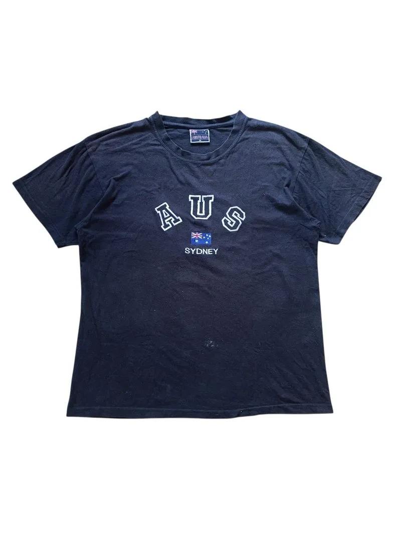 Vintage  Sydney Australia T-Shirt Mens Embroidered photo 1