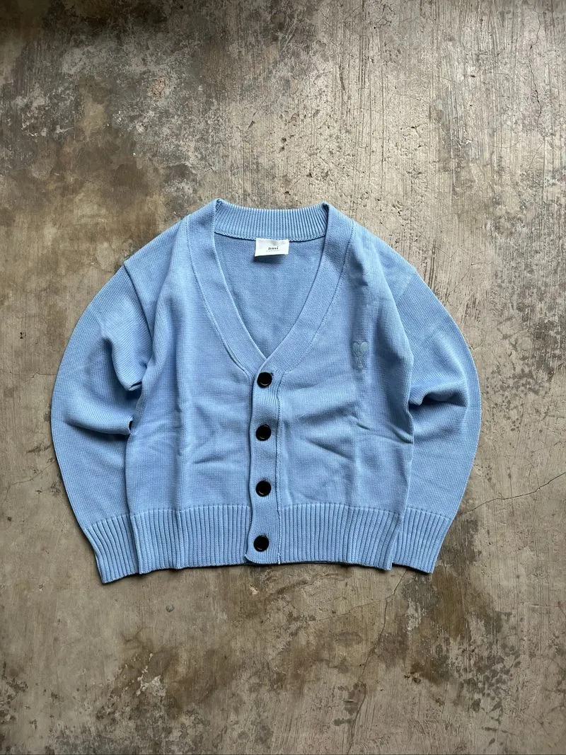 AMI Paris Luxury Minimalist Cardigan Wanita blue photo 1