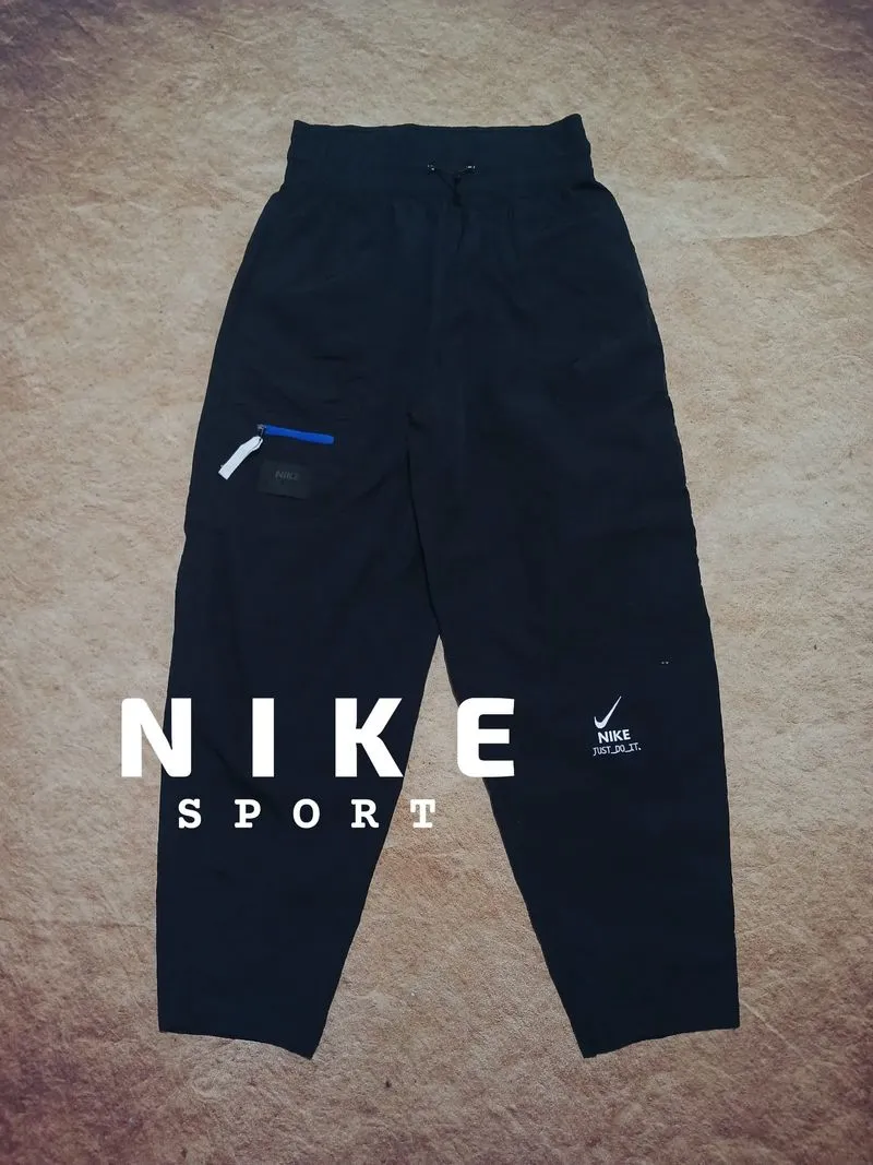 Nike trenning prashute second thrift original photo 1