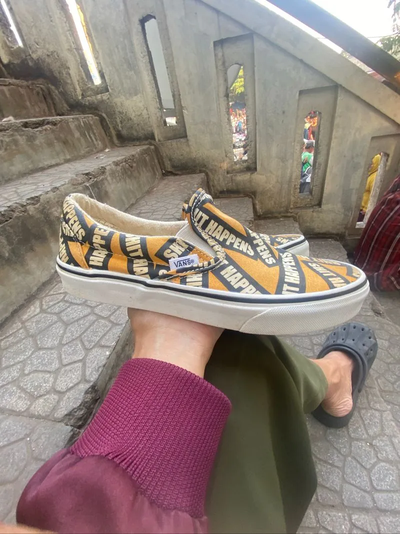 vans slip on shit happens photo 1