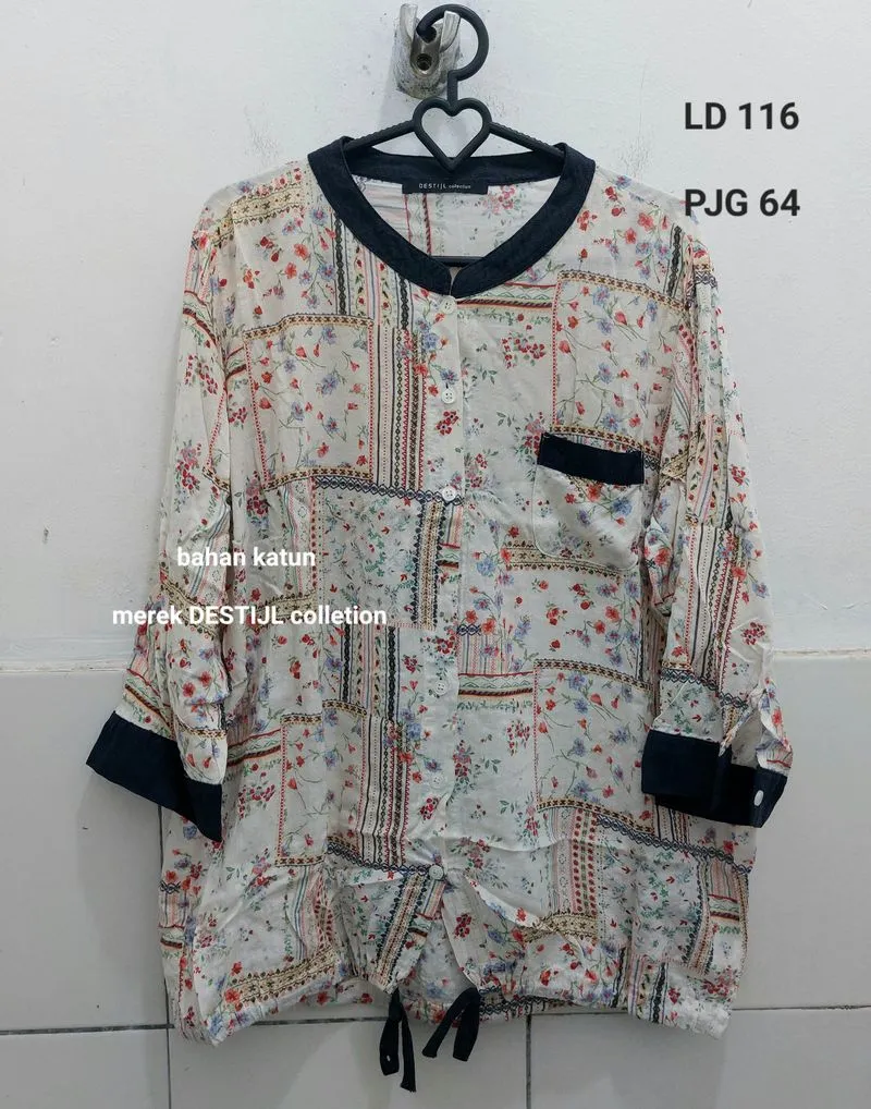Atasan Kemeja Katun Wanita Kerah Mandarin Motif Floral Klasi photo 1