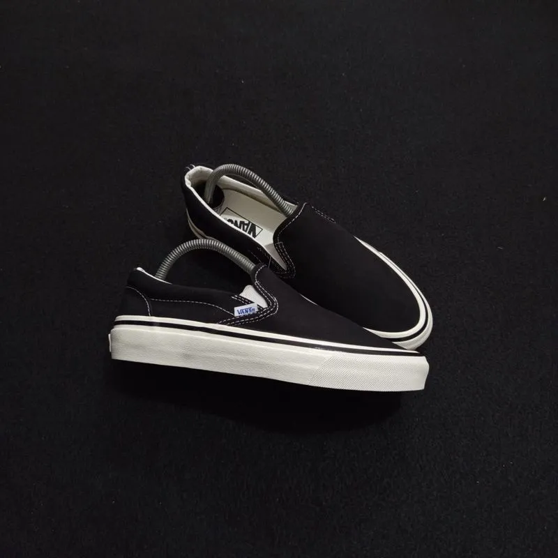 Vans Slip On 98 DX Anaheim Factory Black White photo 1