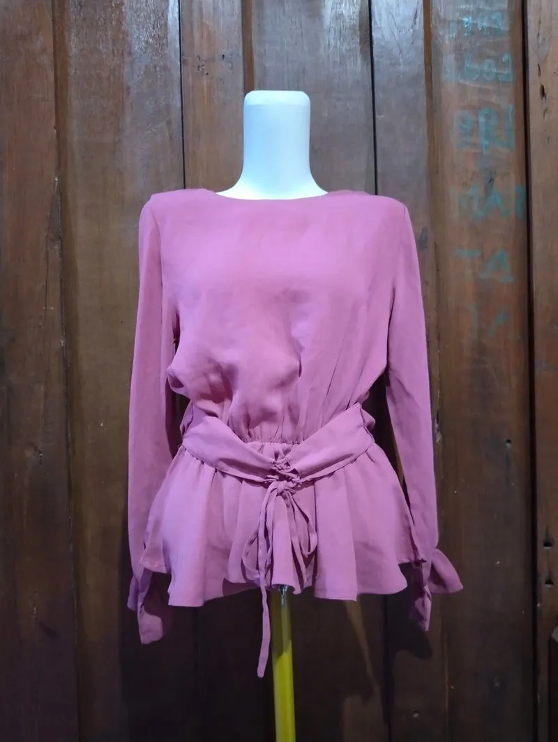 The Executive blouse wanita  photo 1