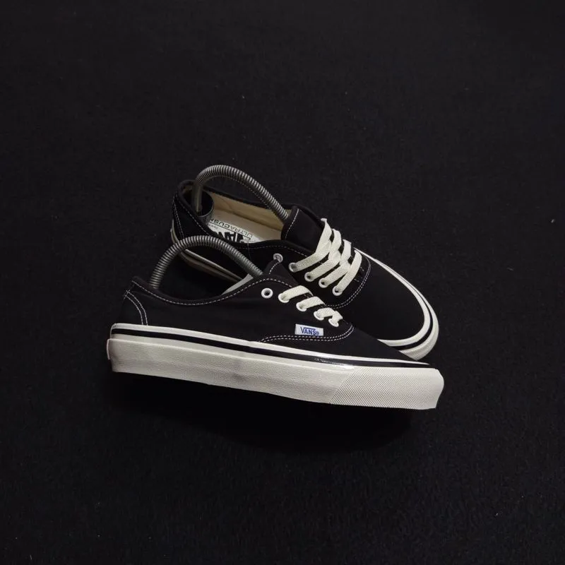 Vans Authentic 44 DX Anaheim Factory Black White photo 1