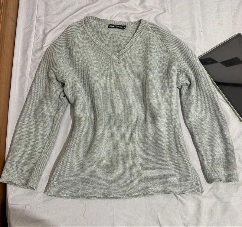Clive Knit Grey from Loilok photo 1