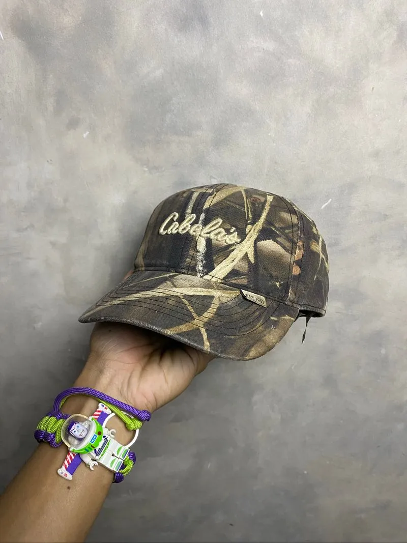 Cabelas Realtree Hats Ofc photo 1