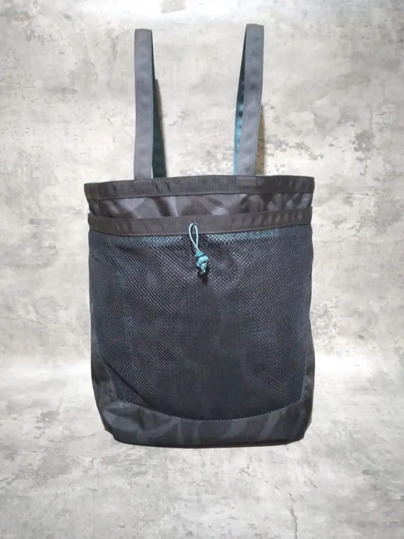 Patagonia Streetwear Casual Bag Pria black photo 1