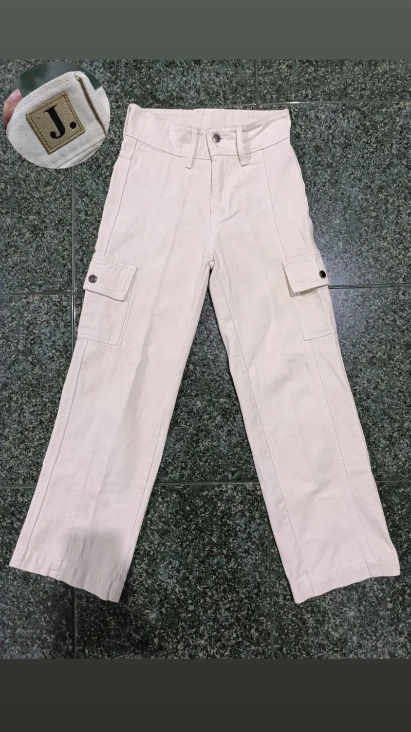 Jiniso - Highwaist Cargo Jeans photo 1