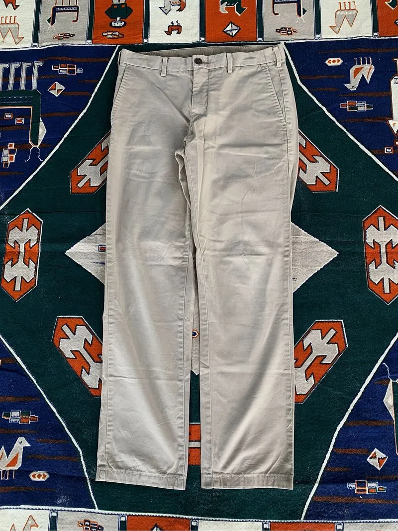 Celana panjang chino Uniqlo  photo 1