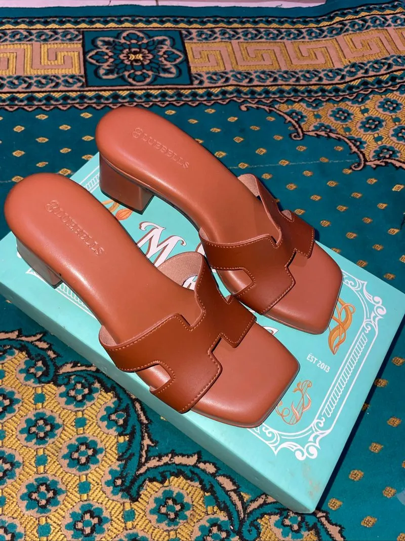 Heals wanita photo 1