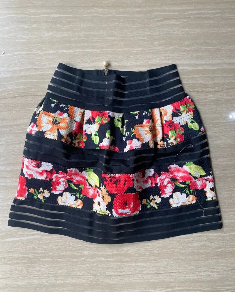 women’s floral skirt  photo 1