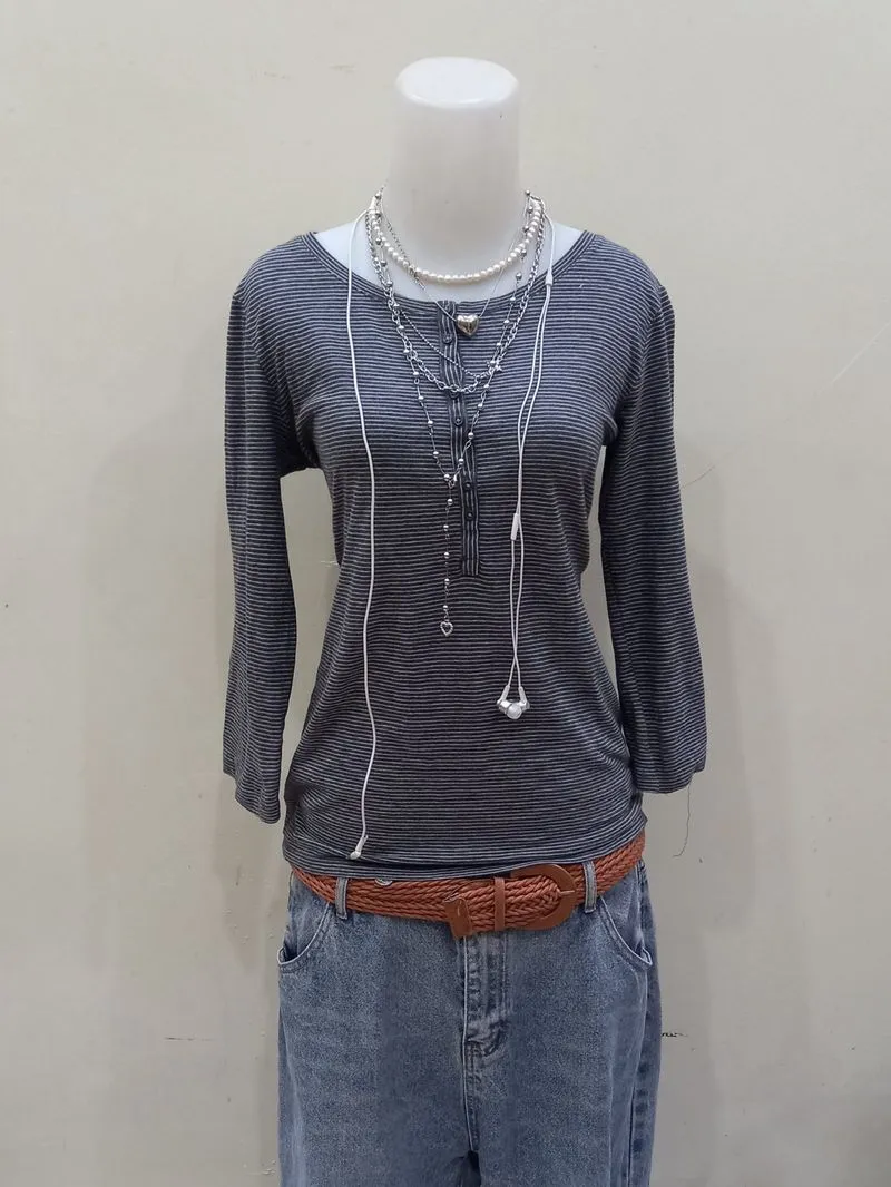 Vintage Casual Henley Grey Striped Fitted Tee

 photo 1