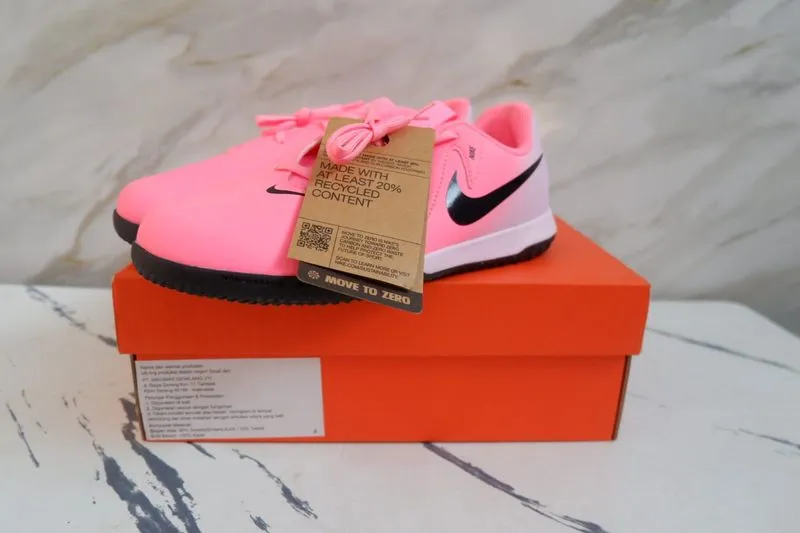 Sepatu Futsal Nike Pink size 37 photo 1