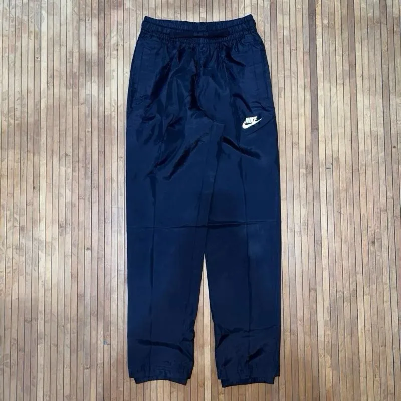 NIKE NSW SPORTWEAR BLACK BASIC TRAINING RUNNING GYM EMBROIDE photo 1
