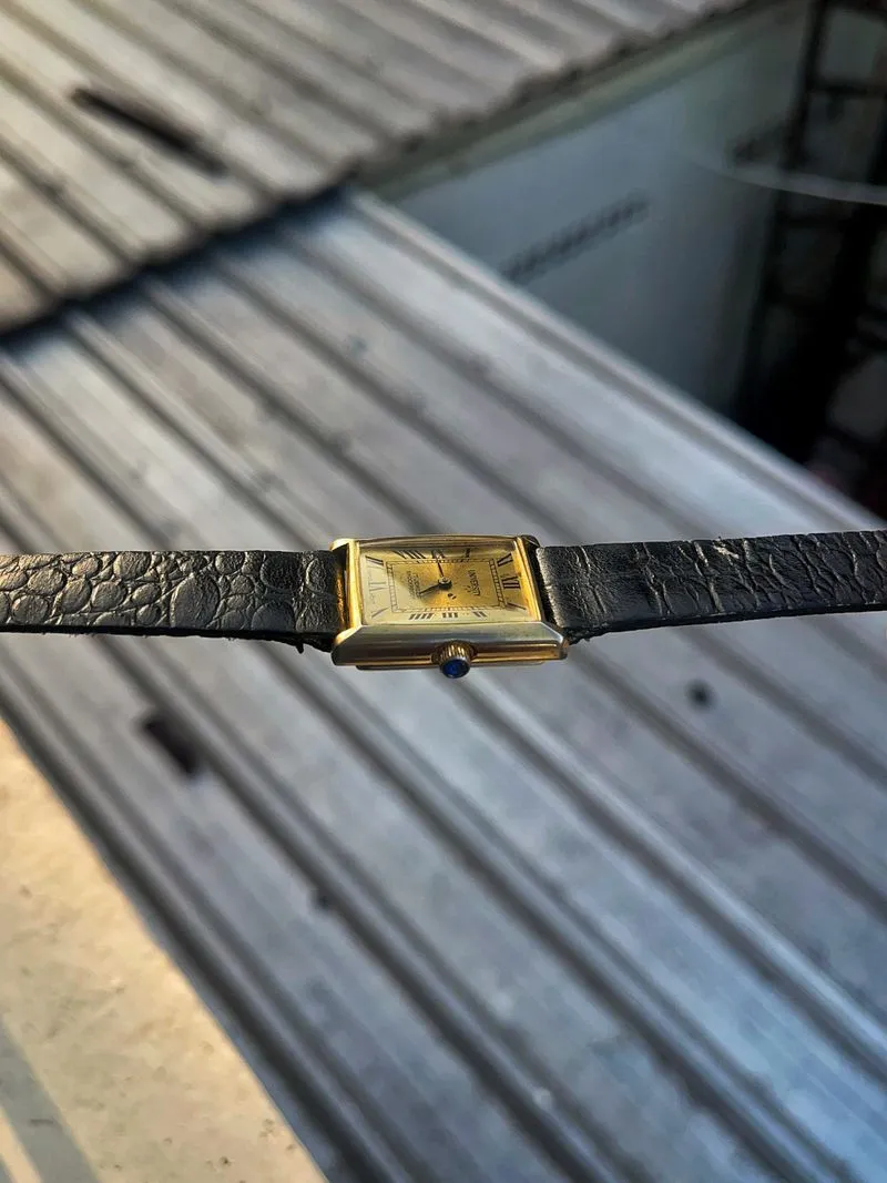 Universal Tank Watches photo 1