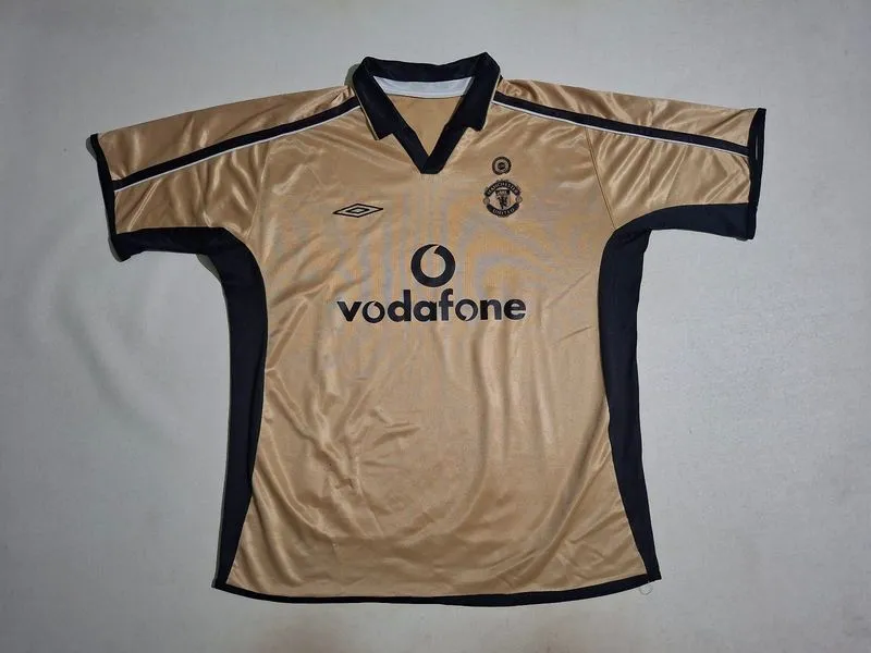 JERSEY MANCHESTER UNITED TAHUN 2001/2002 photo 1