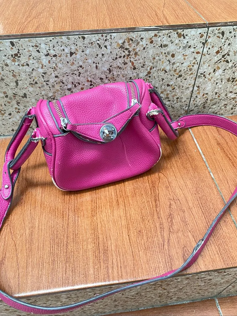 hermes mini lindy bag in rose  photo 1