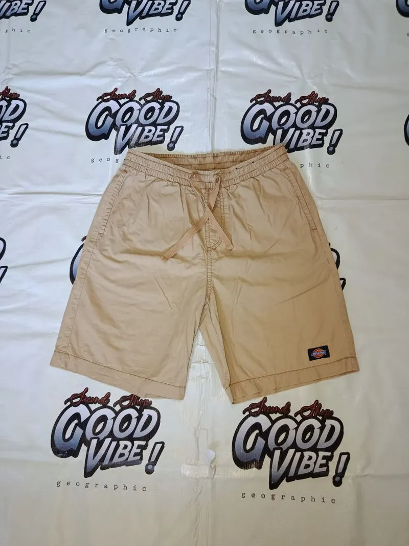 Celana pendek dickies cream photo 1