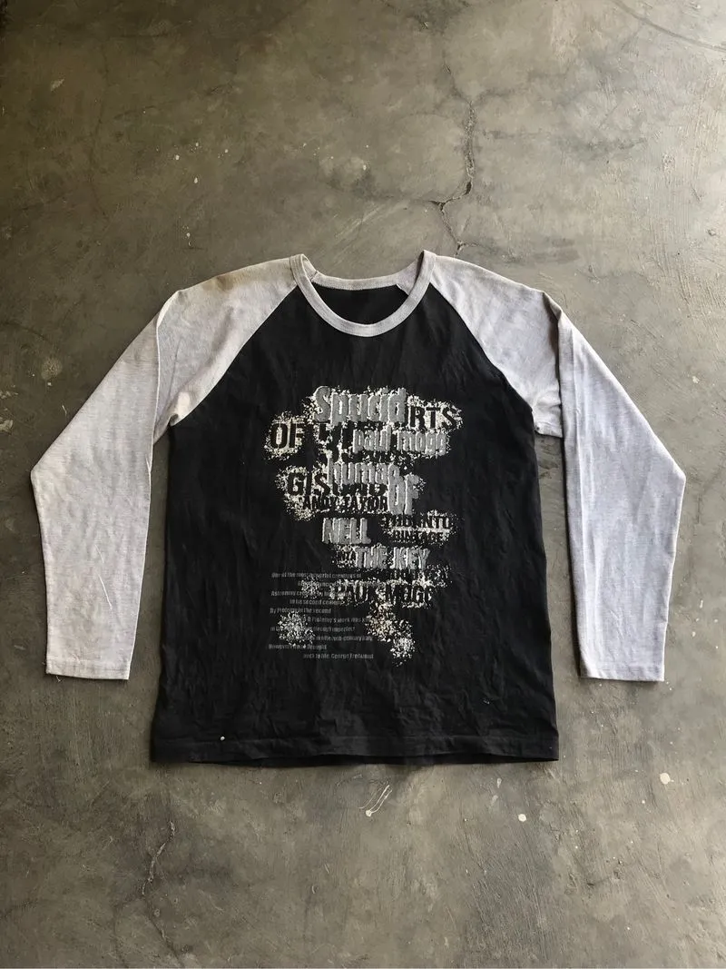 Y2k graphic tee long sleeve  photo 1