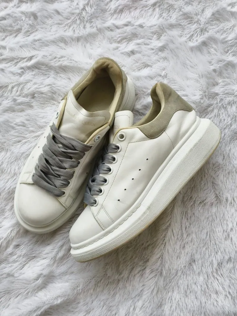 Alexander McQueen photo 1