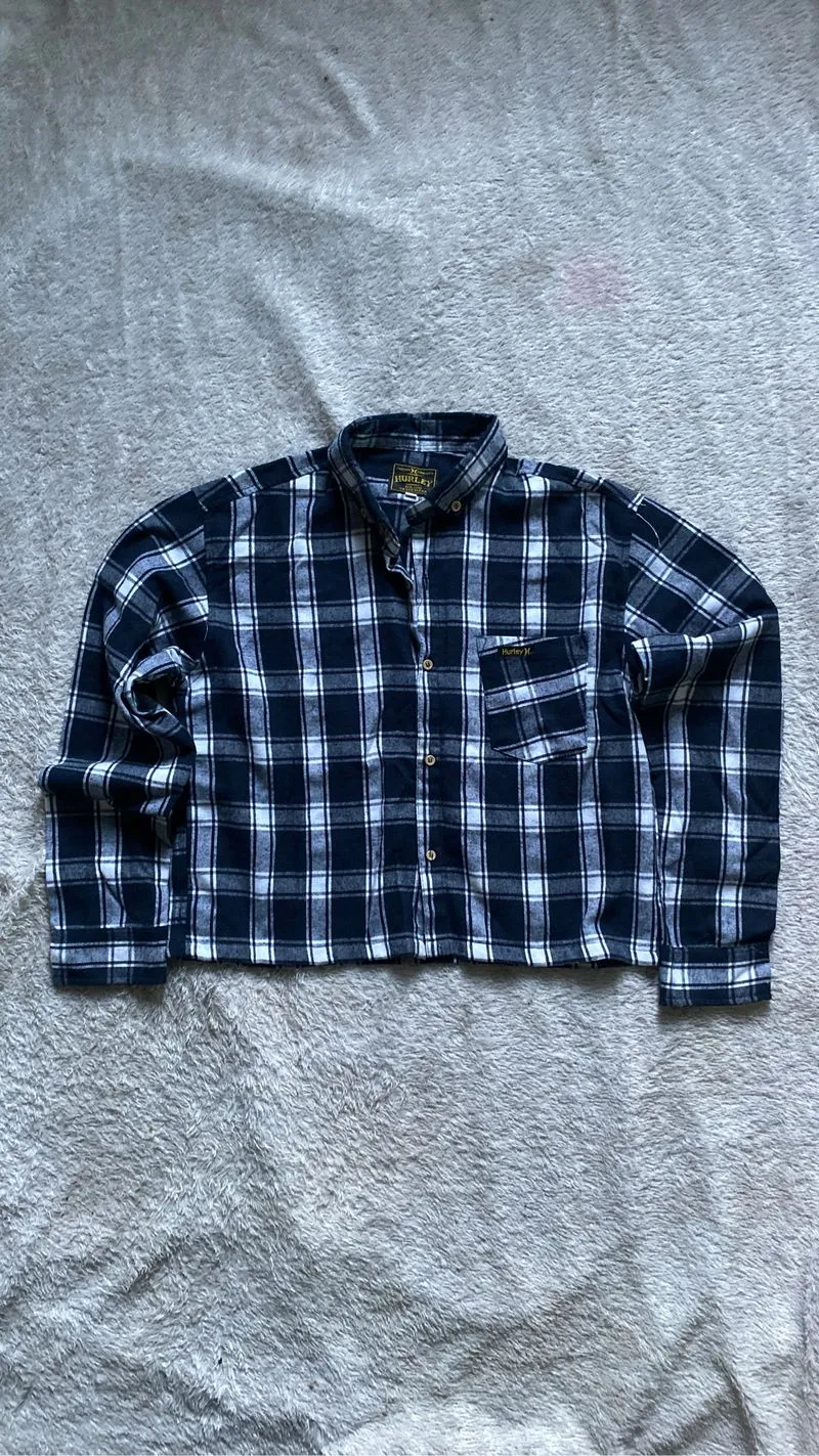 Hurley flanel crop photo 1