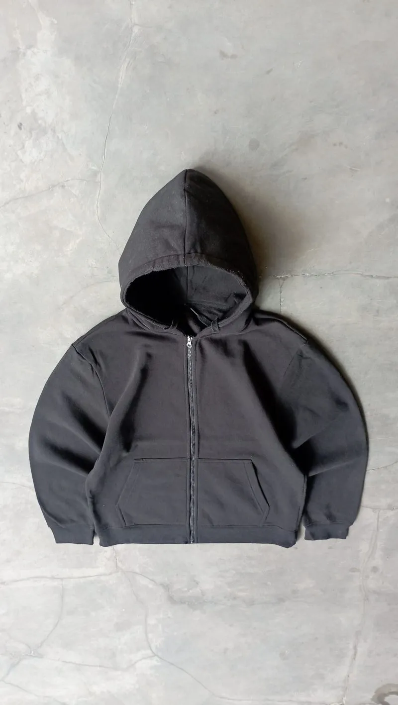 2000's Heavyweight Black Zip Up Boxy Hoodie photo 1