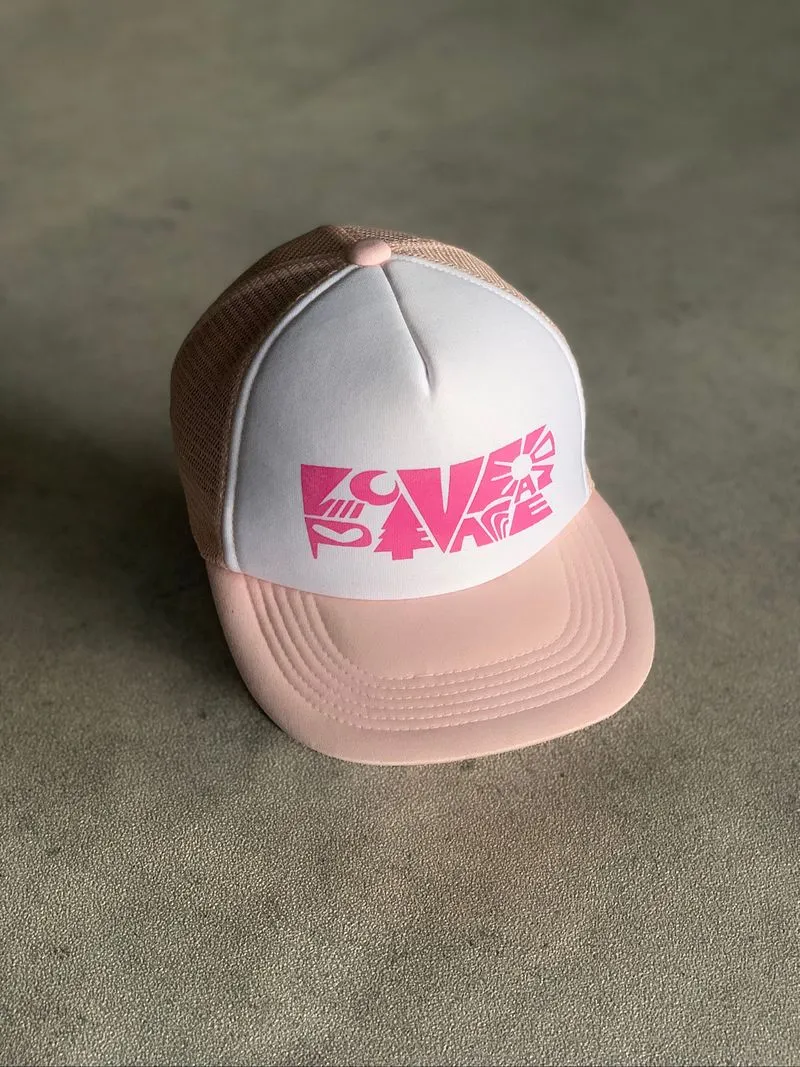 trucker cap y2k vintage photo 1