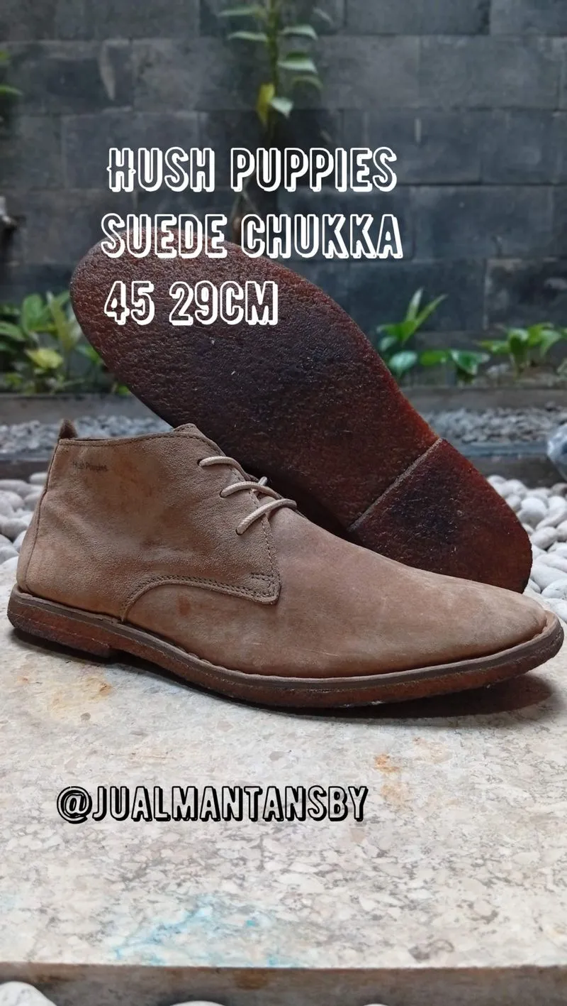 (LIKE NEW) HUSH PUPPIES Suede Chukka Boots Made in Thailand photo 1