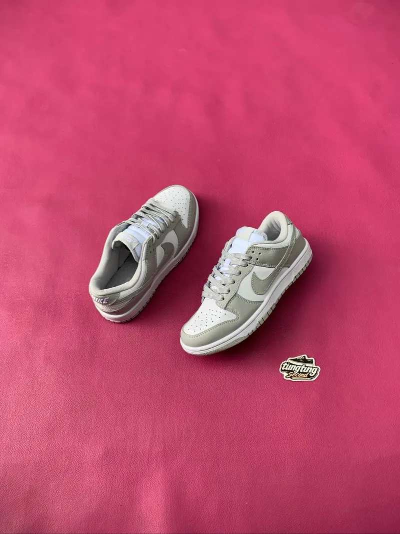 Nike SB Dunk Grey White photo 1