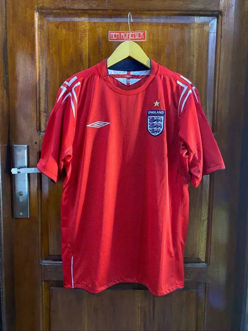 Umbro England away 2004-2006 jersey photo 1