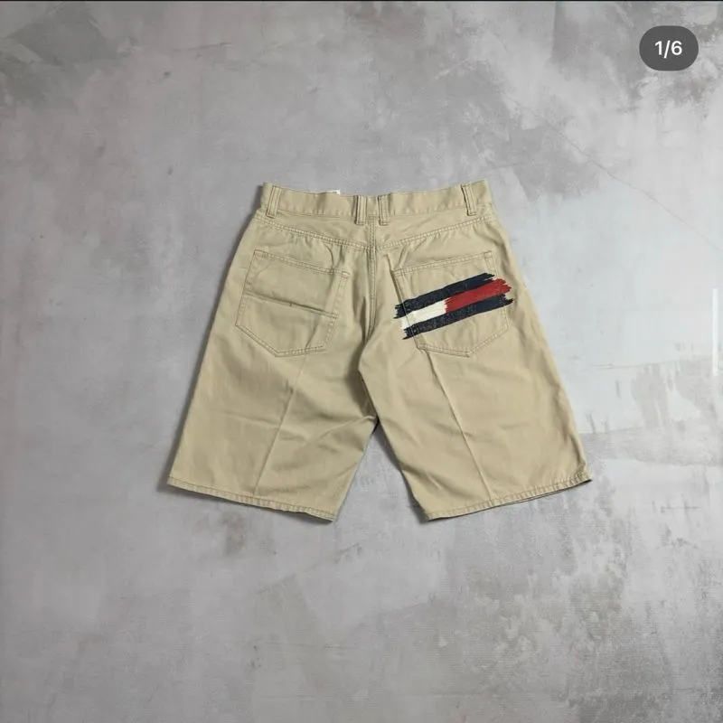 TOMMY HILFIGER photo 1