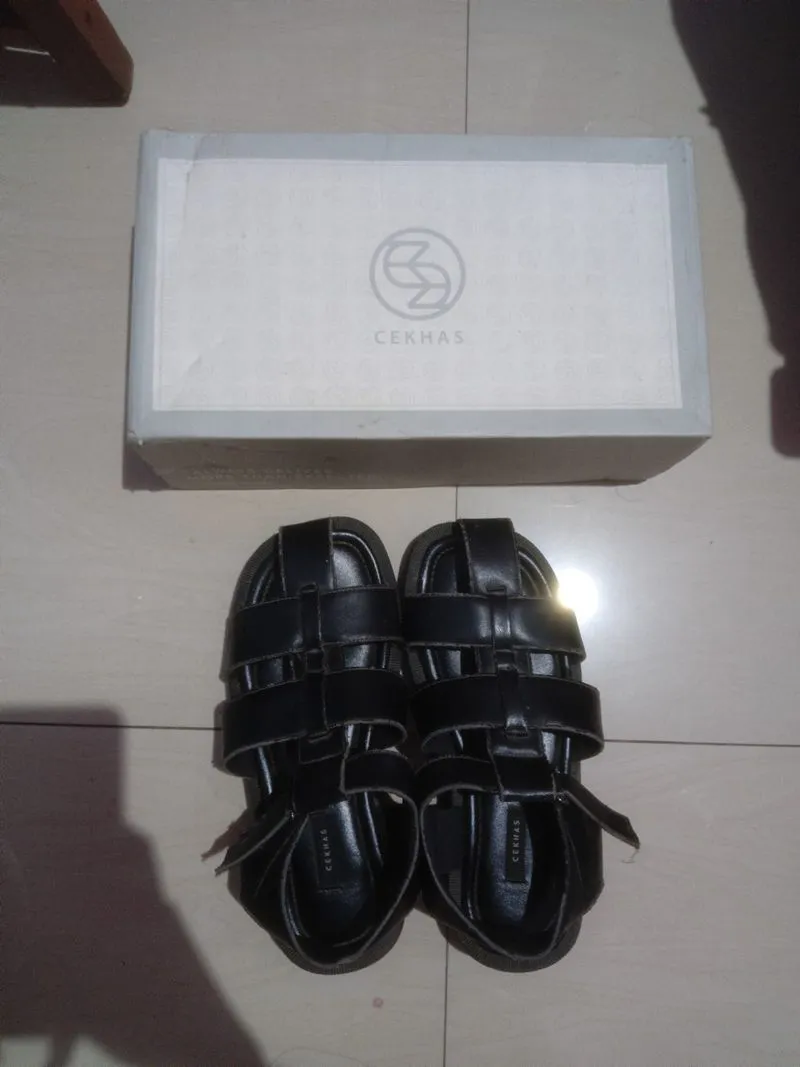 Cekhas Tara Black Sandal Wanita ORI photo 1
