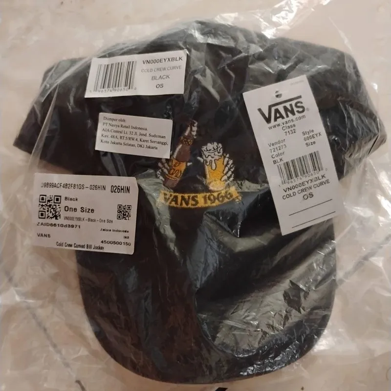 Vans Hat Cold Crew Curved Bill Jockey Black photo 1