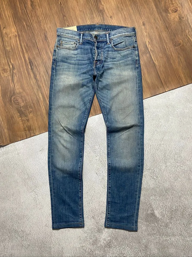 ABERCROMBIE JEANS photo 1