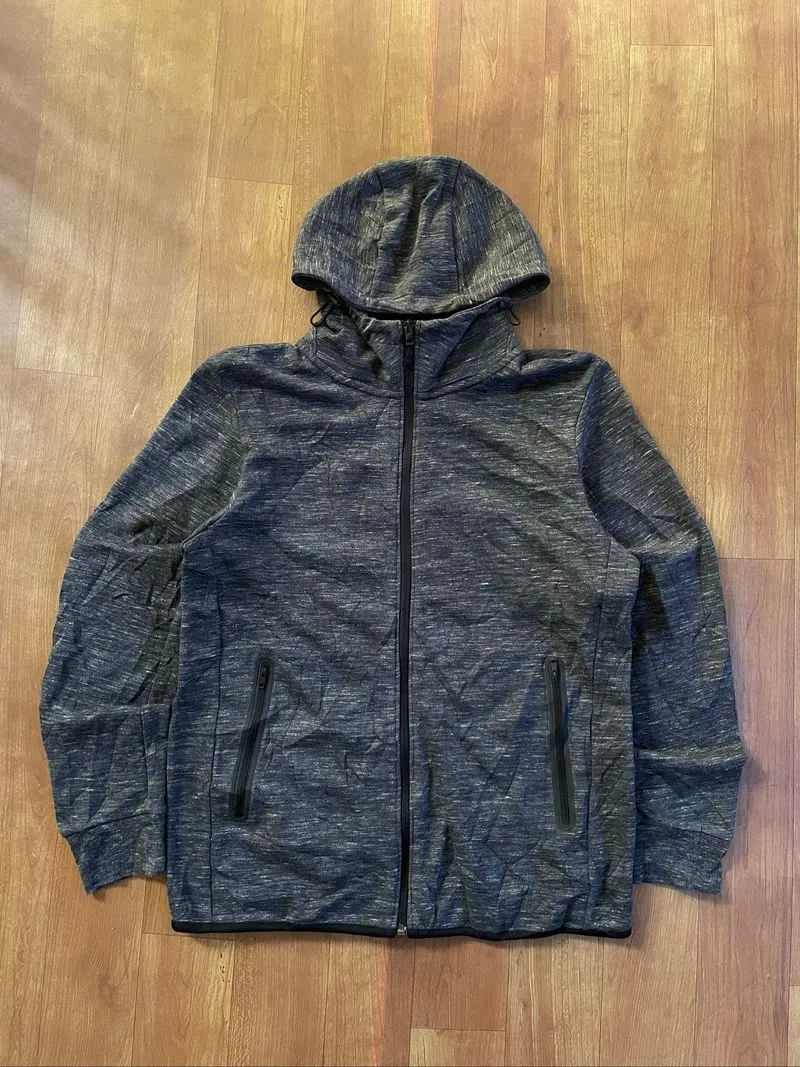 Hoodie uniqlo tech photo 1