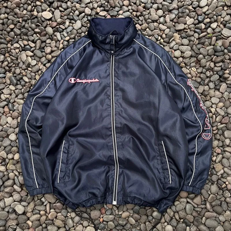 WINDBREAKER CHAMPION photo 1