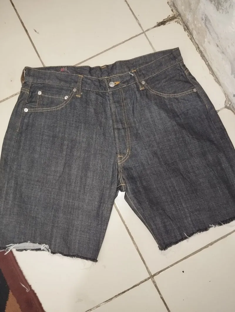 JEANS SHORT MEREK SWANGGER  photo 1