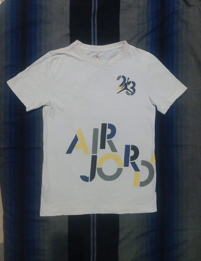 T-shirt Air Jordan SZ XS  photo 1