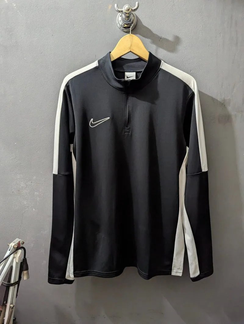 Nike Dri-Fit half zip running size M original photo 1