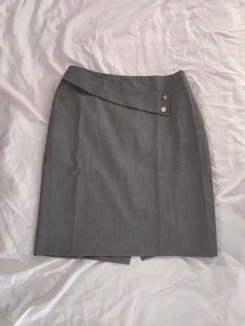 grey knee length midi skirt - 90s y2k 2000s office work photo 1