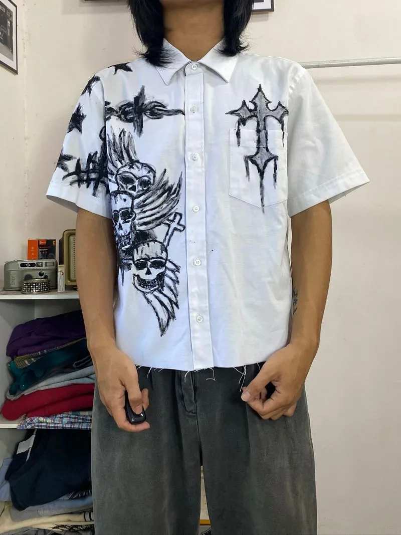 Boxy shirt handpainted skull very good material Wearcy custo photo 1