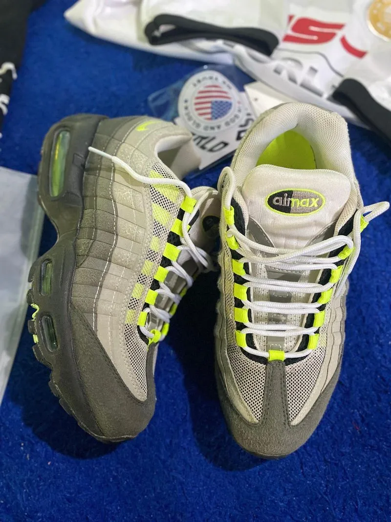 nike airmax 95 SIZE 41 26CM  photo 1