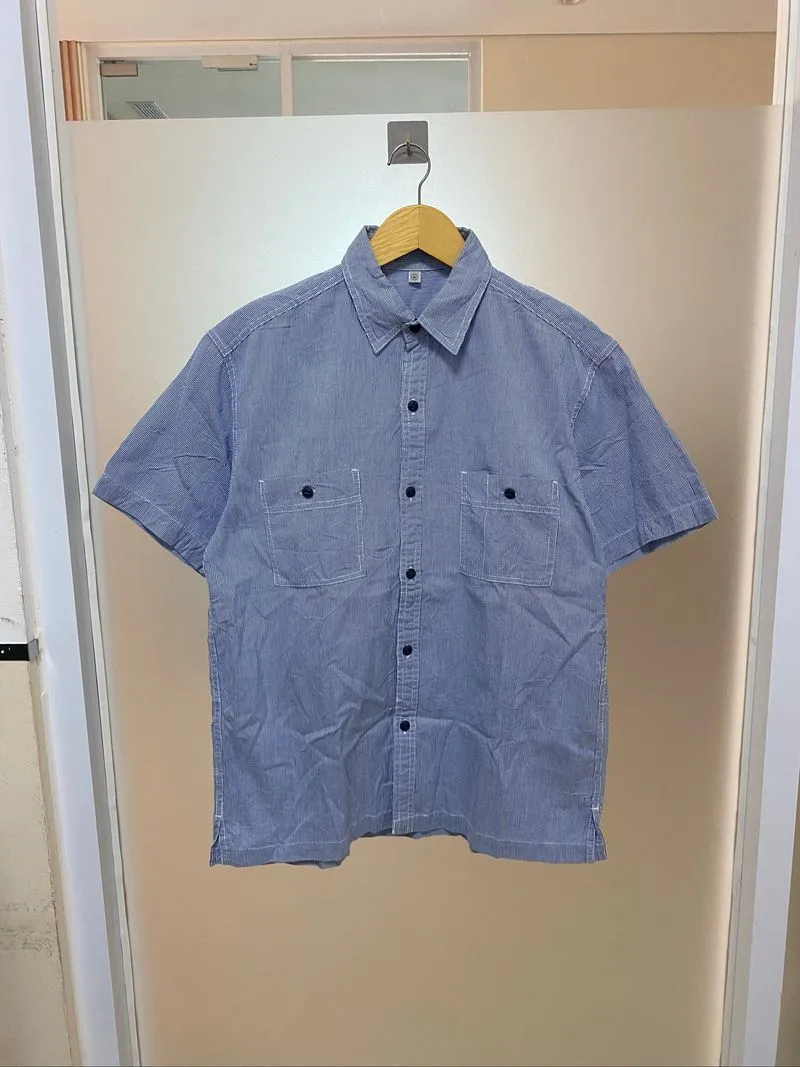 Uniqlo Stripe Short Sleeve Shirt photo 1