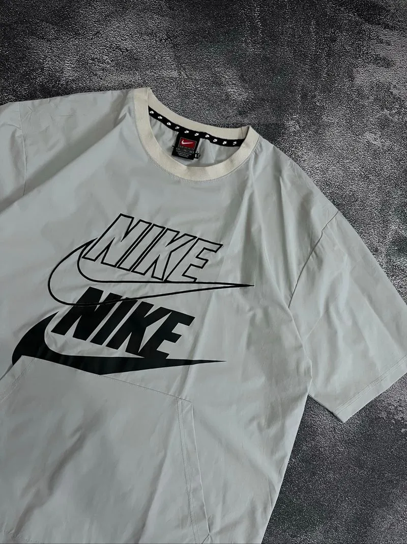 VINTAGE NIKE 90s NYLON JERSEY photo 1