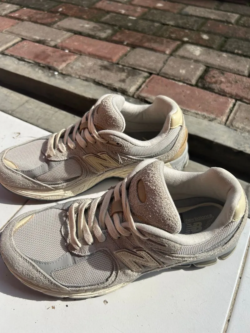 New Balance Streetwear Casual Sneakers Pria gray photo 1